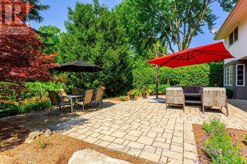 Single Family at 276 Malvern Road, Burlington (Roseland), Ontario - Photo 5 - RE/MAX Garden City Realty