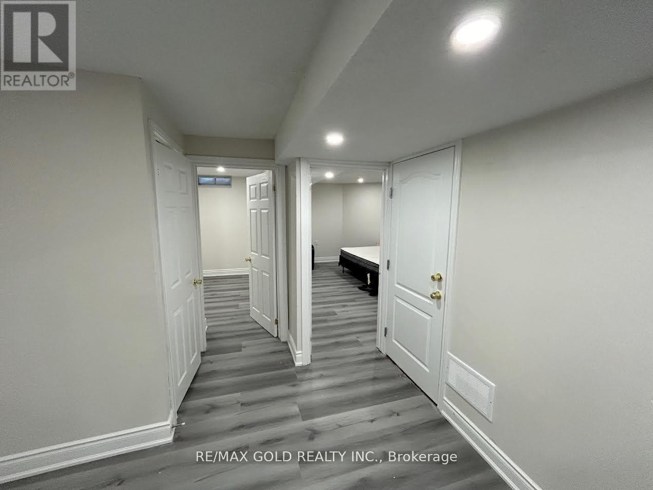 Single Family at Bsmt- 1028 Fernandez Drive, Mississauga (East Credit), Ontario - Photo 6 - RE/MAX Garden City Realty