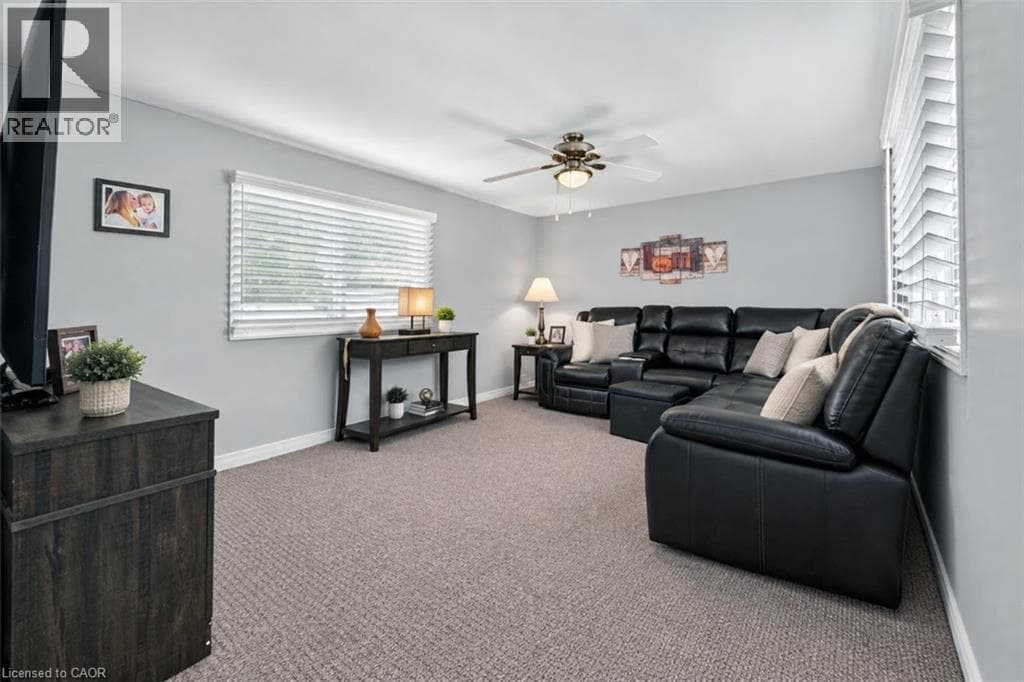 Single Family at 4422 TIMOTHY Lane, Beamsville, Ontario - Photo 6 - RE/MAX Garden City Realty