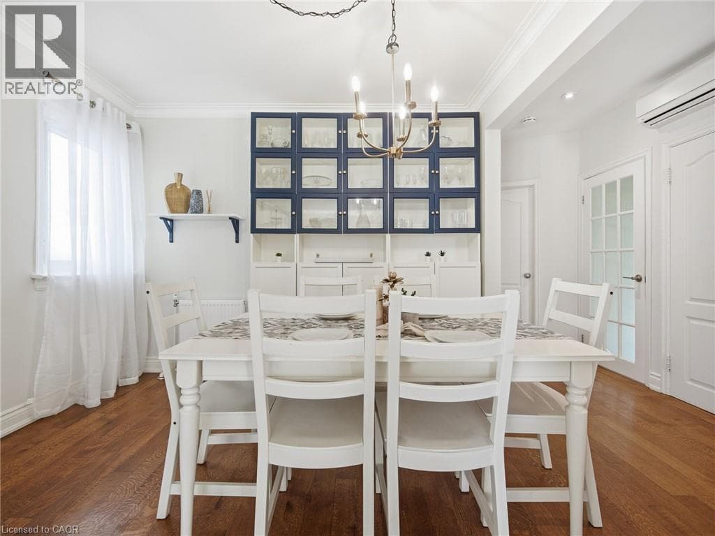 Single Family at 205 PRINCE EDWARD Drive, Toronto, Ontario - Photo 9 - RE/MAX Garden City Realty