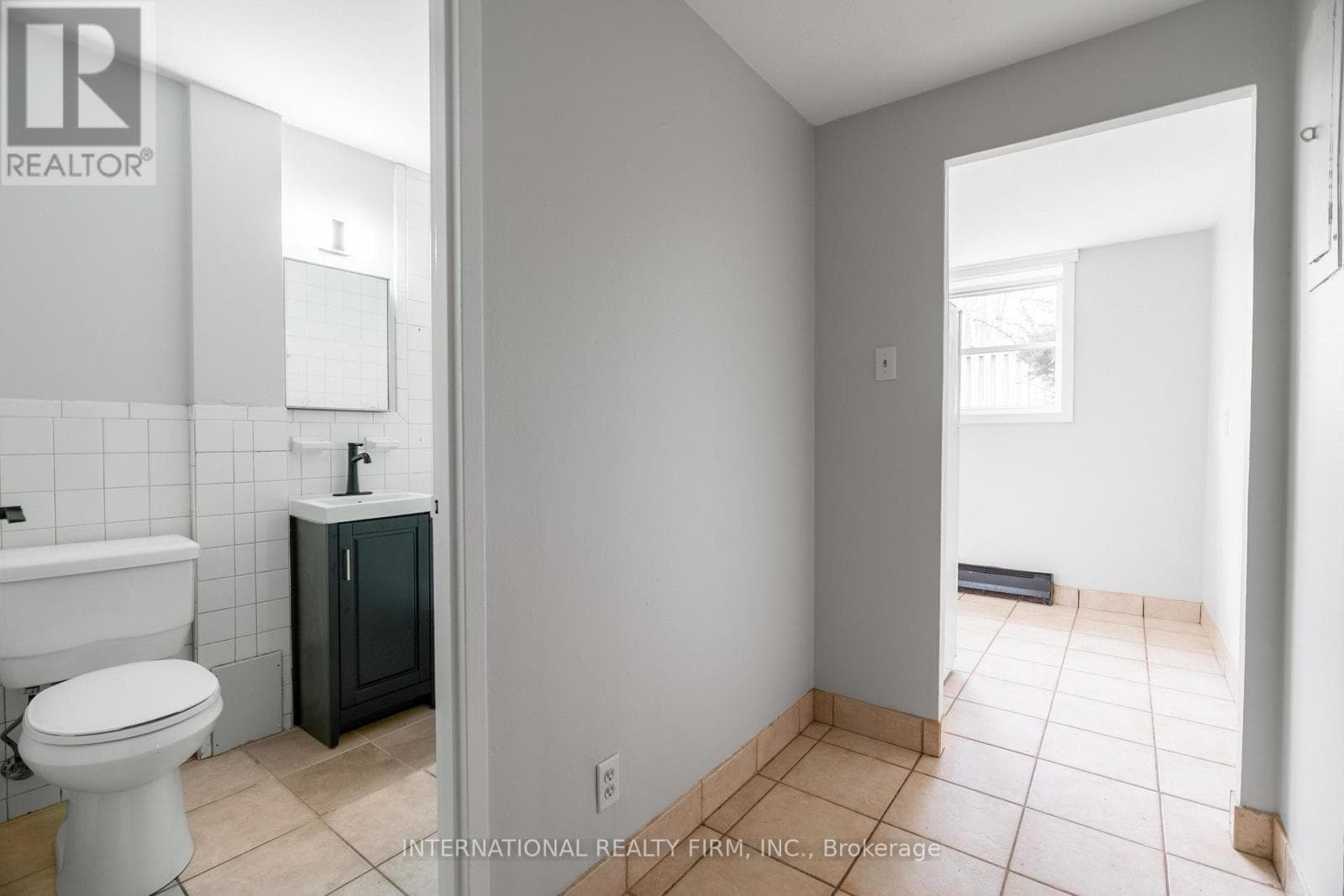 Multi-family at 2- 24 Brookside Street, London South (South F), Ontario - Photo 7 - RE/MAX Garden City Realty