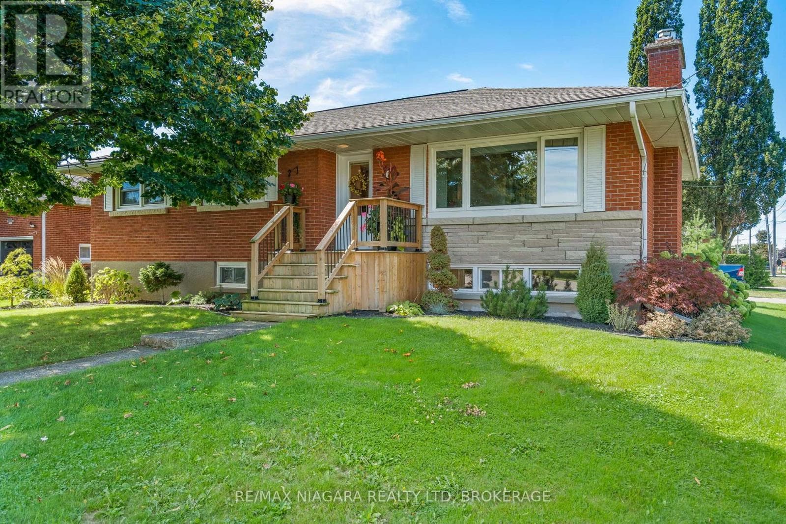 182 Rosemount Avenue