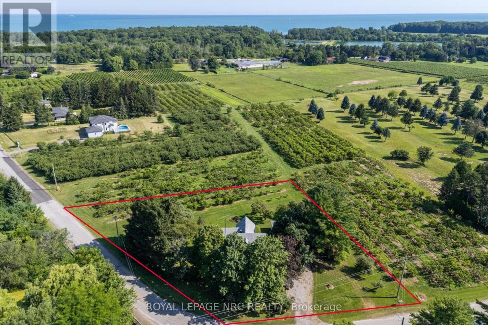 245 Niven Road
