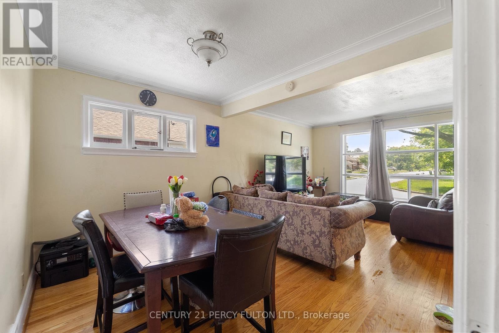 Single Family at 10 Belmore Avenue, Toronto (Wexford-Maryvale), Ontario - Photo 8 - RE/MAX Garden City Realty