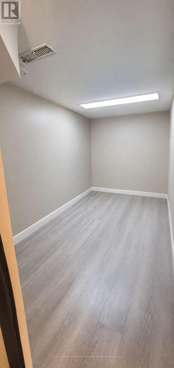 Single Family at Bsmt- 296 Lumsden Avenue, Toronto (Woodbine-Lumsden), Ontario - Photo 6 - RE/MAX Garden City Realty