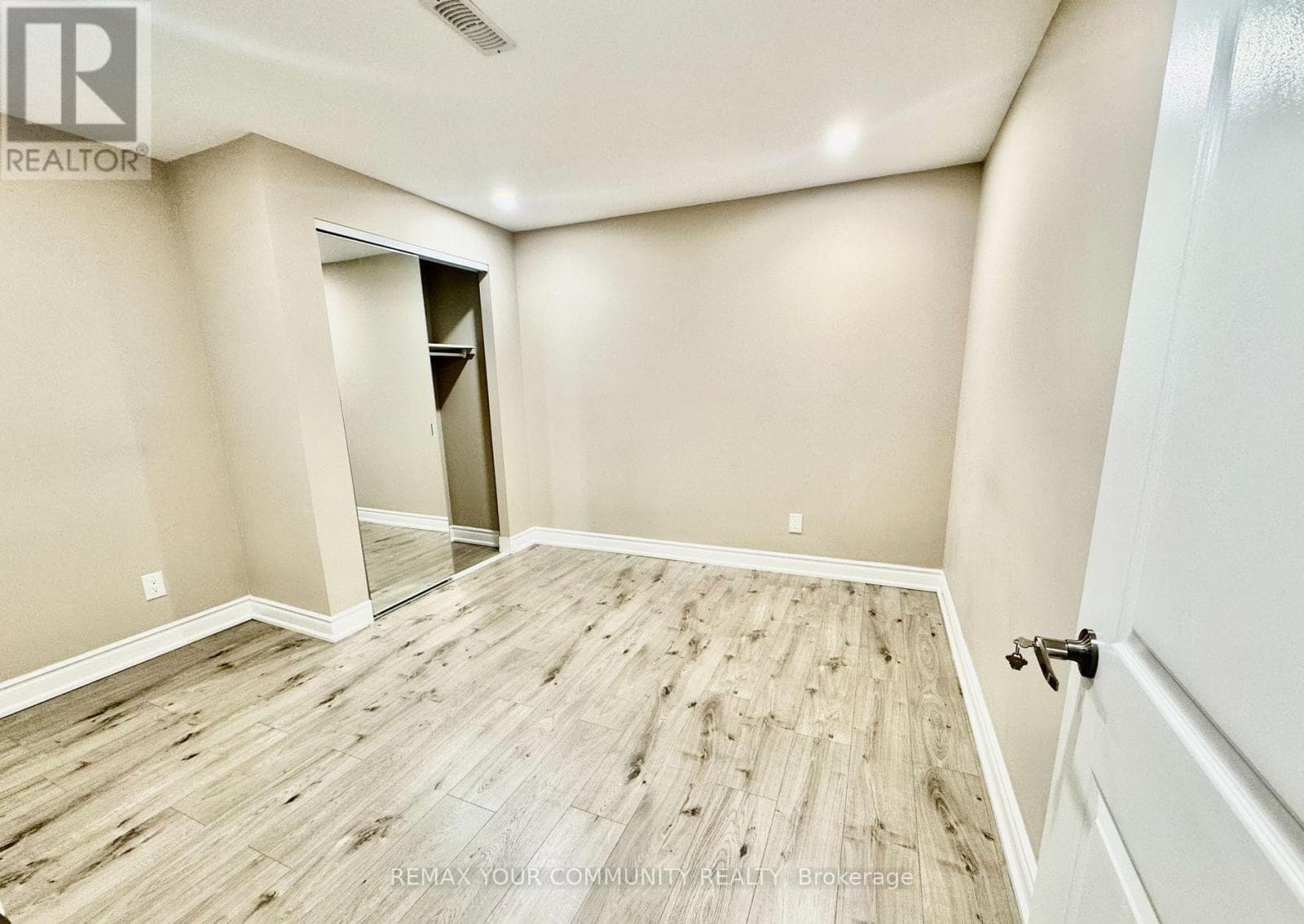 Single Family at 51 Murray Leonard Lane, East Gwillimbury (Queensville), Ontario - Photo 6 - RE/MAX Garden City Realty