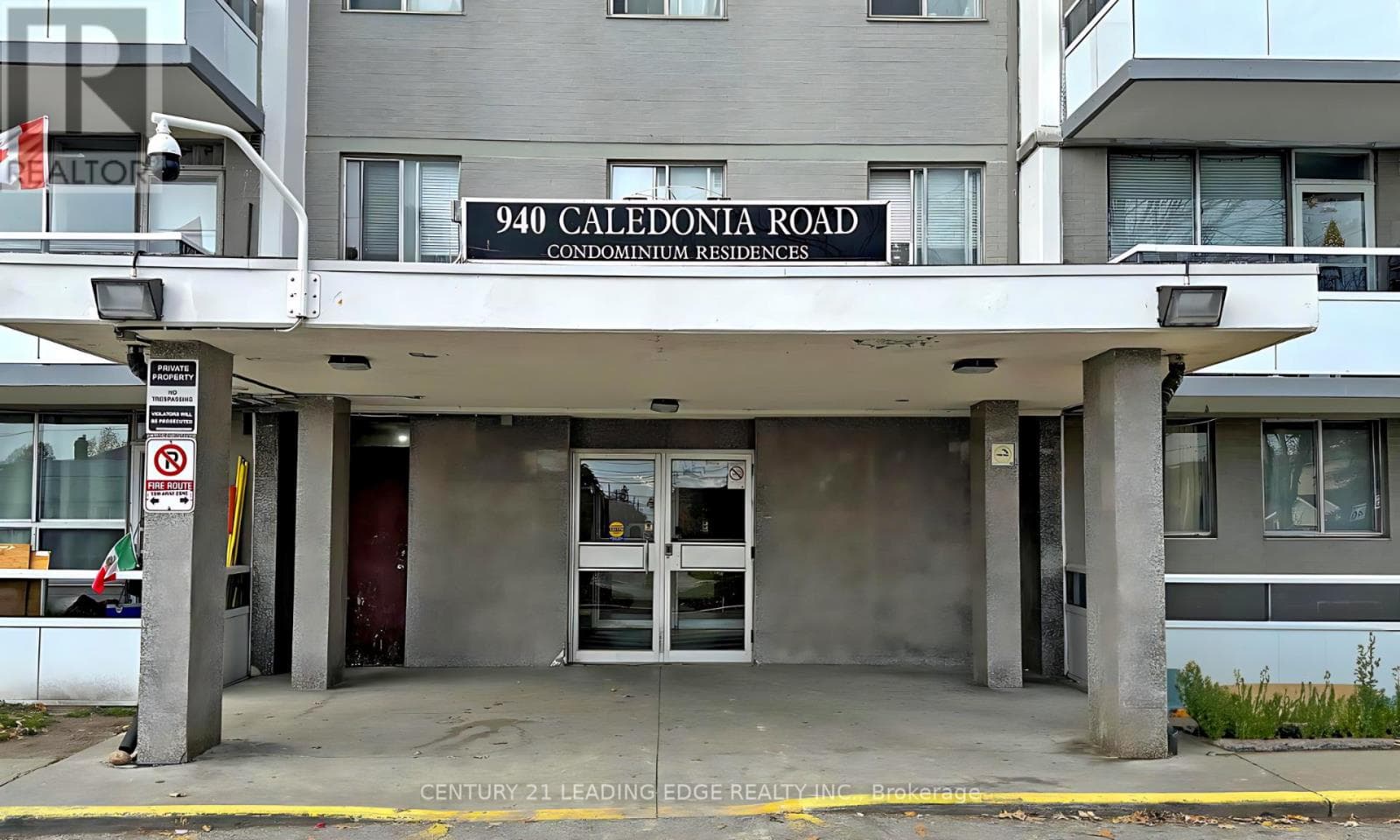 611- 940 Caledonia Road