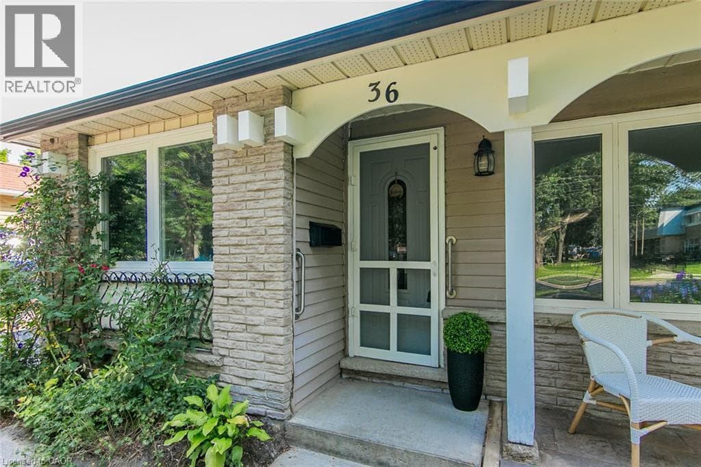 Single Family at 36 AMOS Avenue, Waterloo, Ontario - Photo 8 - RE/MAX Garden City Realty