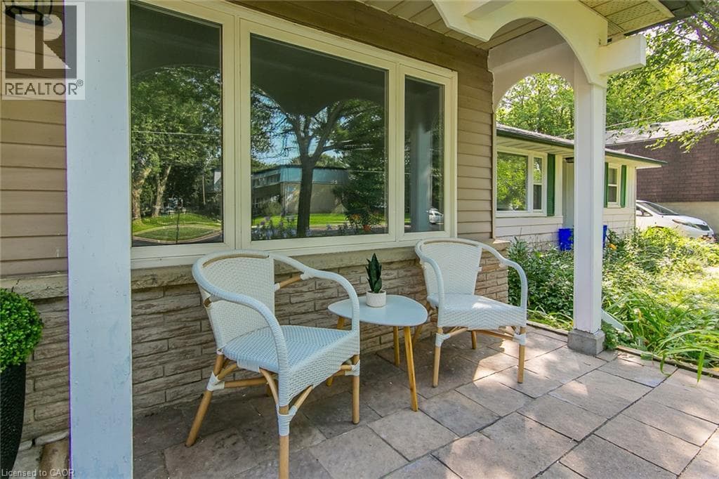 Single Family at 36 AMOS Avenue, Waterloo, Ontario - Photo 7 - RE/MAX Garden City Realty