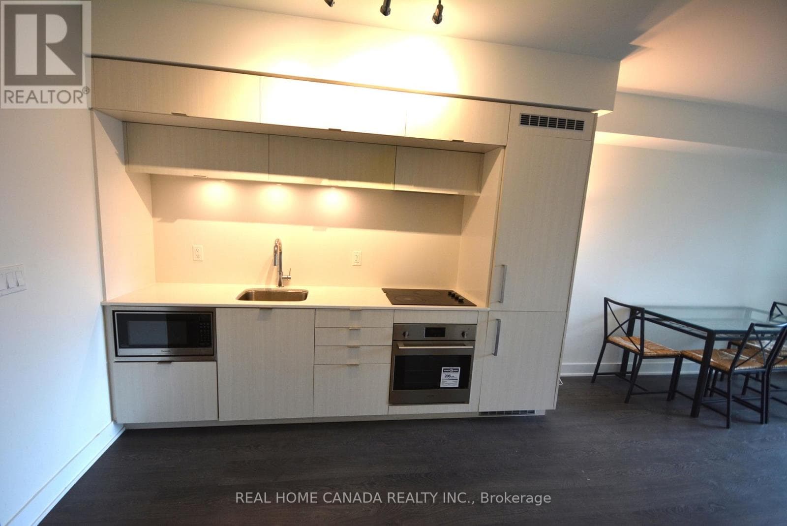 Single Family at 324- 38 Cameron Street, Toronto (Kensington-Chinatown), Ontario - Photo 4 - RE/MAX Garden City Realty