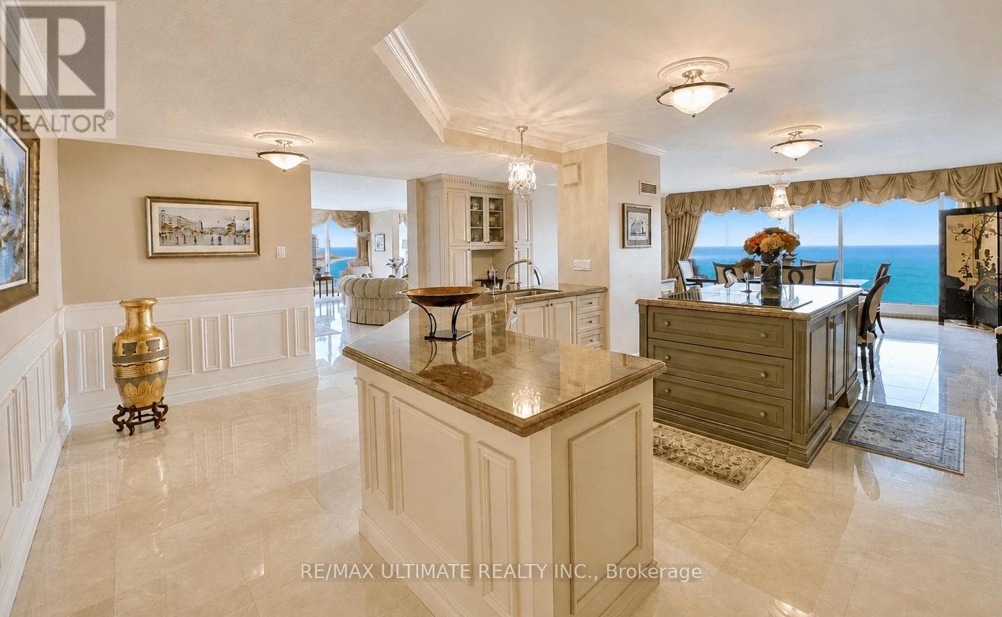 Single Family at 3705- 2045 Lake Shore Boulevard, Toronto (Mimico), Ontario - Photo 3 - RE/MAX Garden City Realty