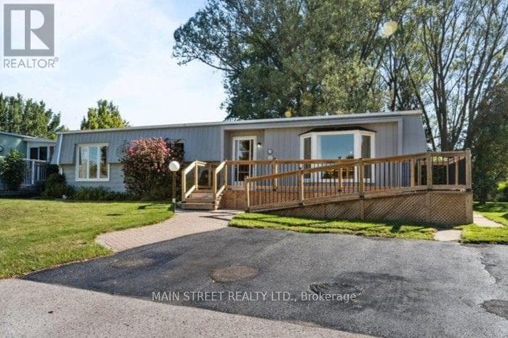 2 Pineridge Crescent