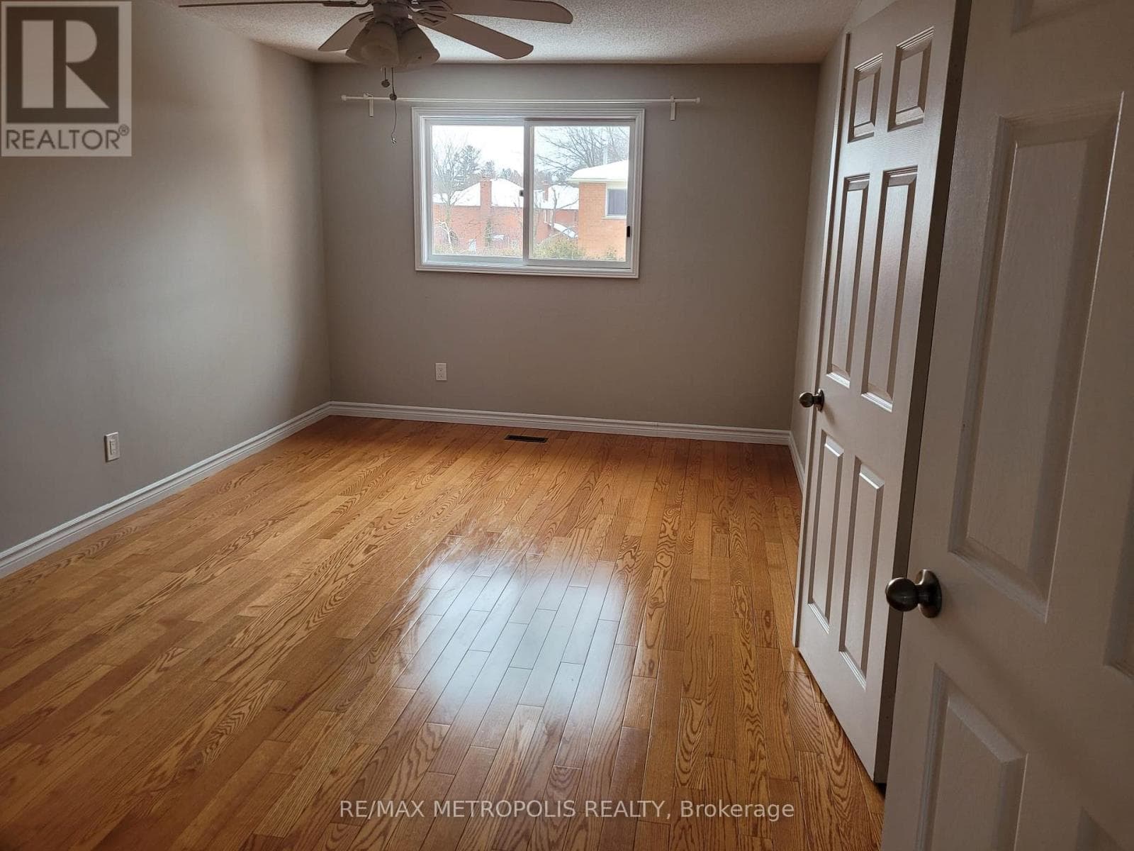 Single Family at 83 Windrush Trail, Toronto (Highland Creek), Ontario - Photo 9 - RE/MAX Garden City Realty