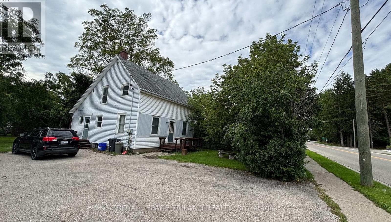 Main- 332 Colborne Street