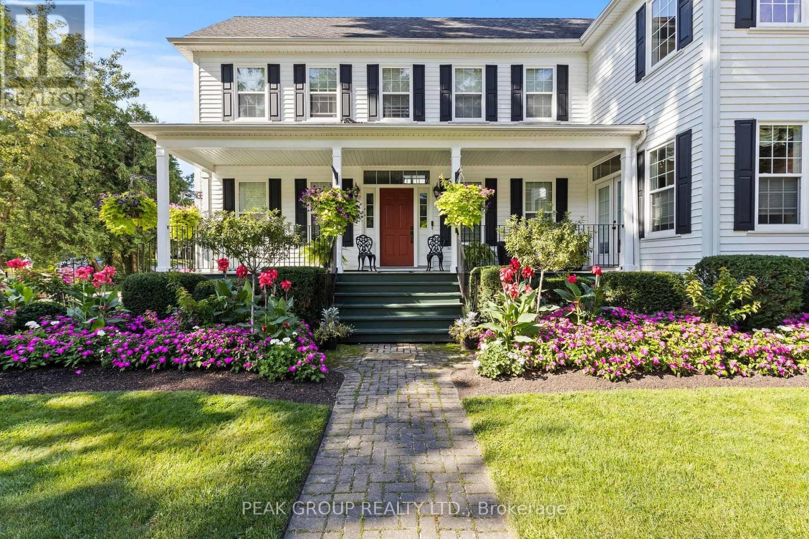 Single Family at 305 Gate Street, Niagara-on-the-Lake (Town), Ontario - Photo 3 - RE/MAX Garden City Realty