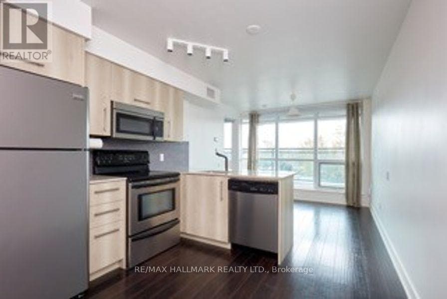 Single Family at 306- 1048 Broadview Avenue, Toronto (Broadview North), Ontario - Photo 5 - RE/MAX Garden City Realty
