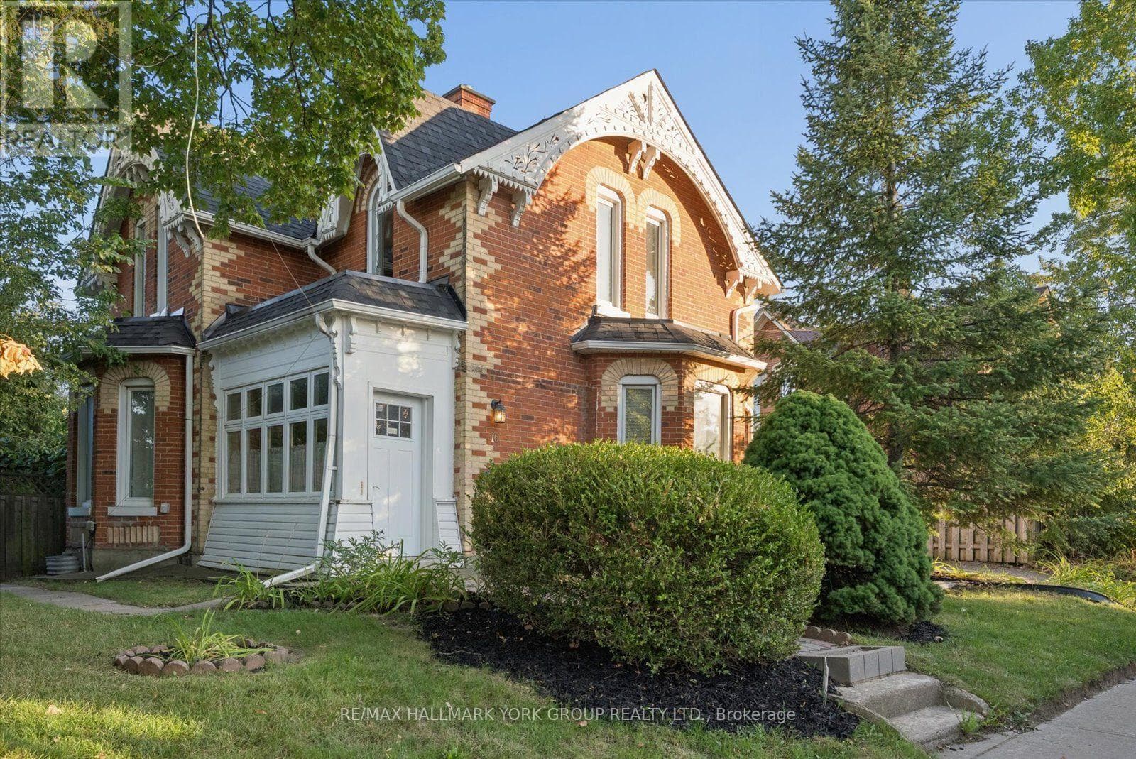 Single Family at 16 Scarboro Street, Mississauga (Malton), Ontario - Photo 3 - RE/MAX Garden City Realty