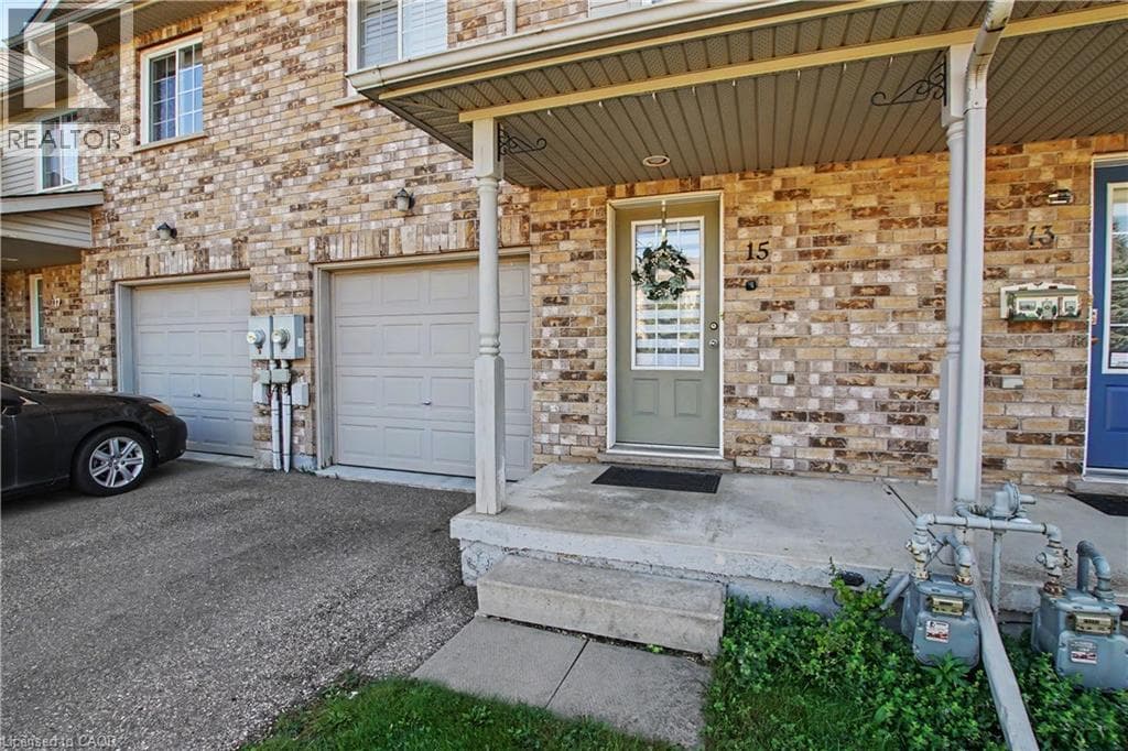 Single Family at 15 BRYAN Court, Kitchener, Ontario - Photo 3 - RE/MAX Garden City Realty