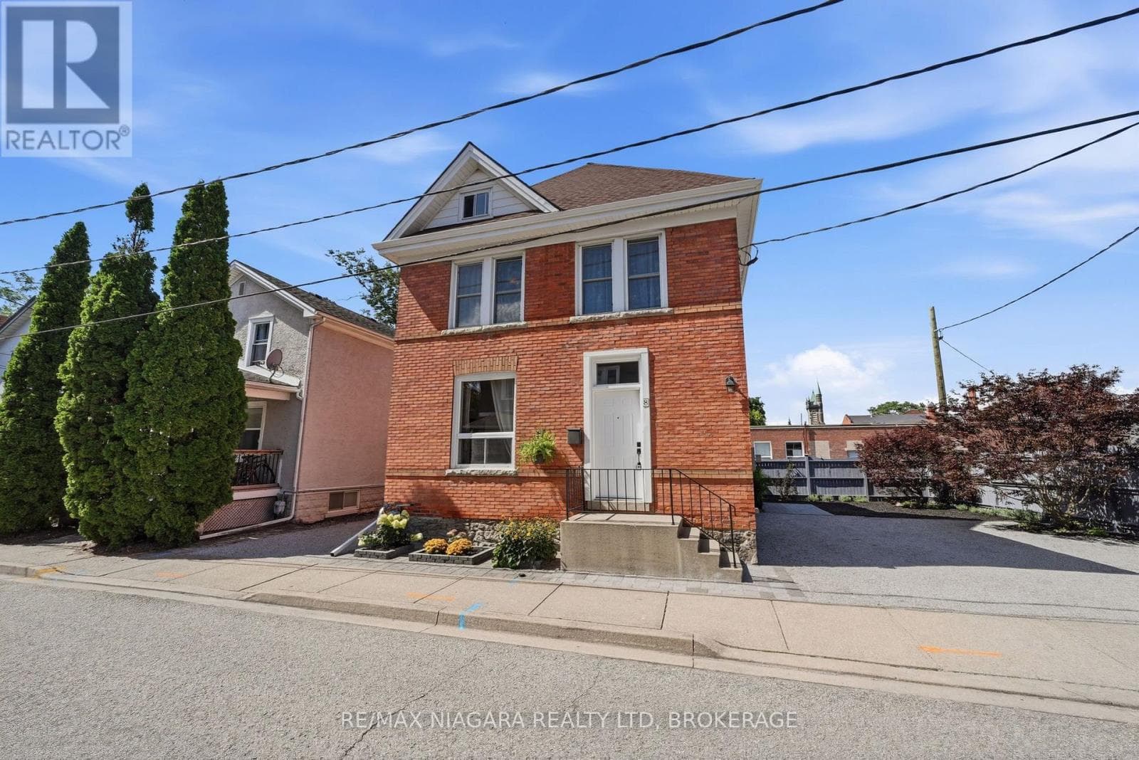 8 Trafalgar Street