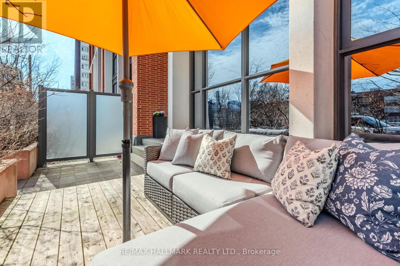 Single Family at 126 St David Street, Toronto (Regent Park), Ontario - Photo 5 - RE/MAX Garden City Realty
