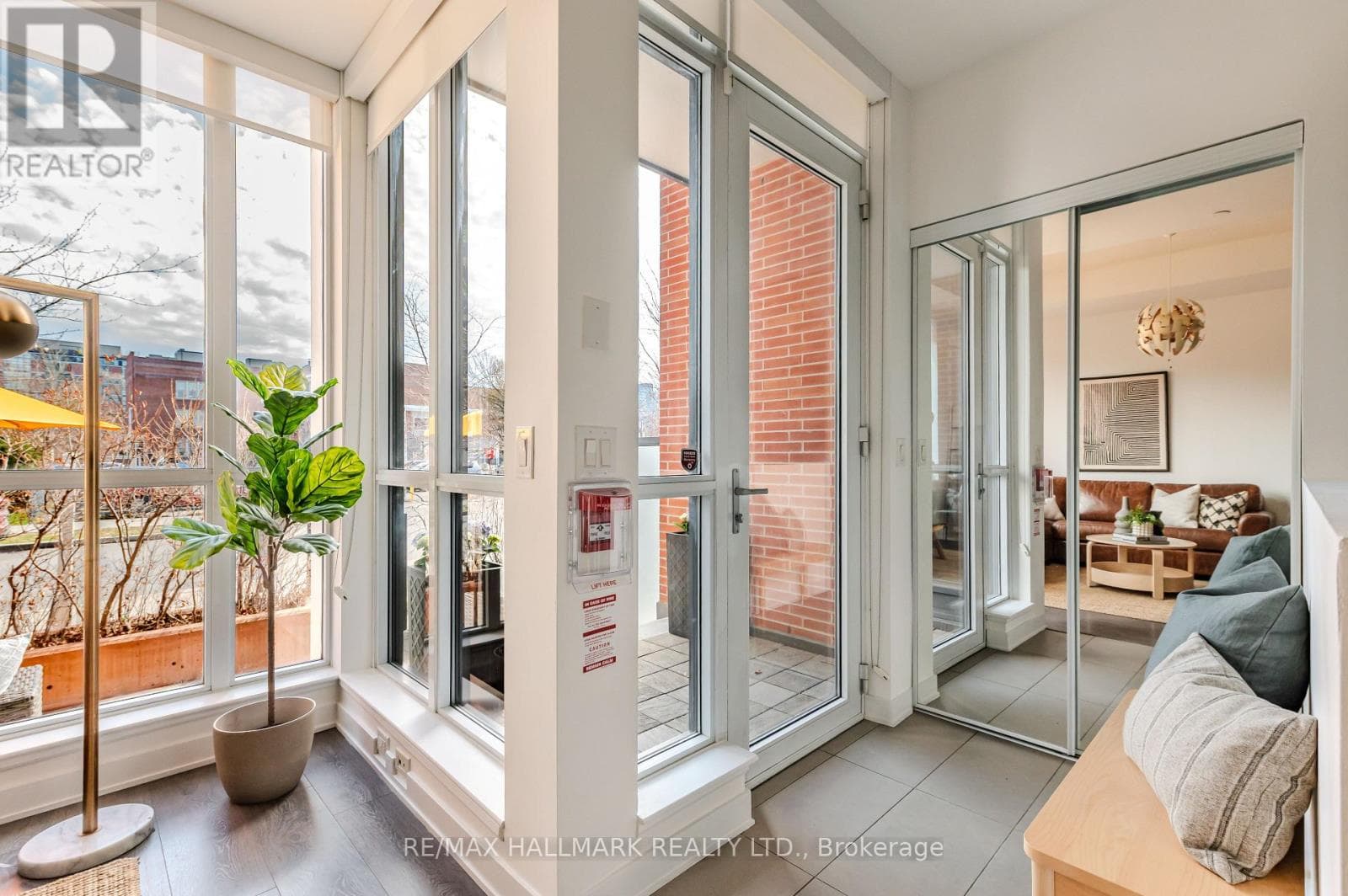 Single Family at 126 St David Street, Toronto (Regent Park), Ontario - Photo 7 - RE/MAX Garden City Realty