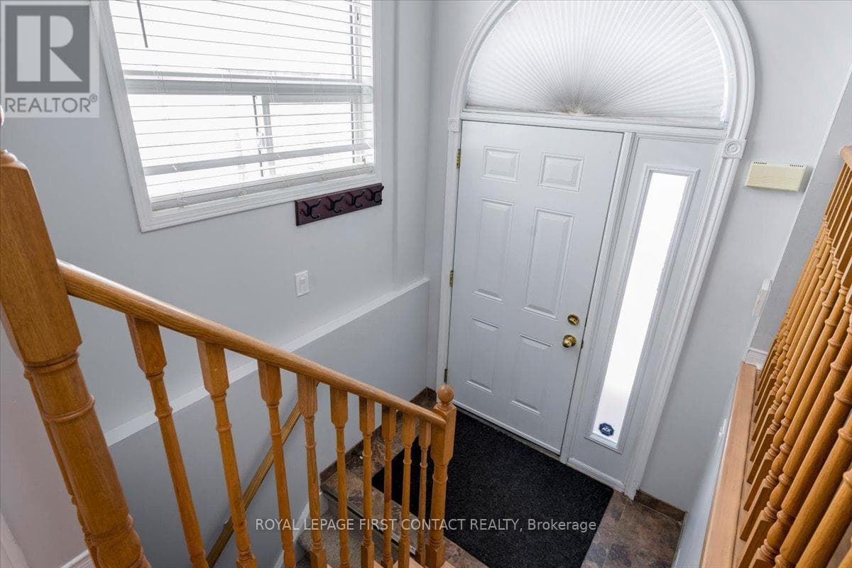 Single Family at 36 CHURCHLAND Drive, Barrie (Holly), Ontario - Photo 3 - RE/MAX Garden City Realty