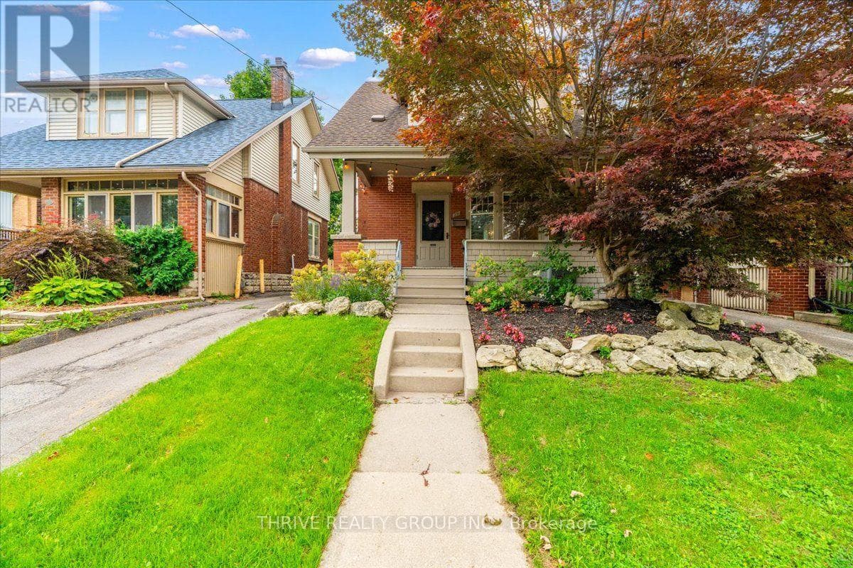 Single Family at 251 Ridout Street, London South (South F), Ontario - Photo 3 - RE/MAX Garden City Realty