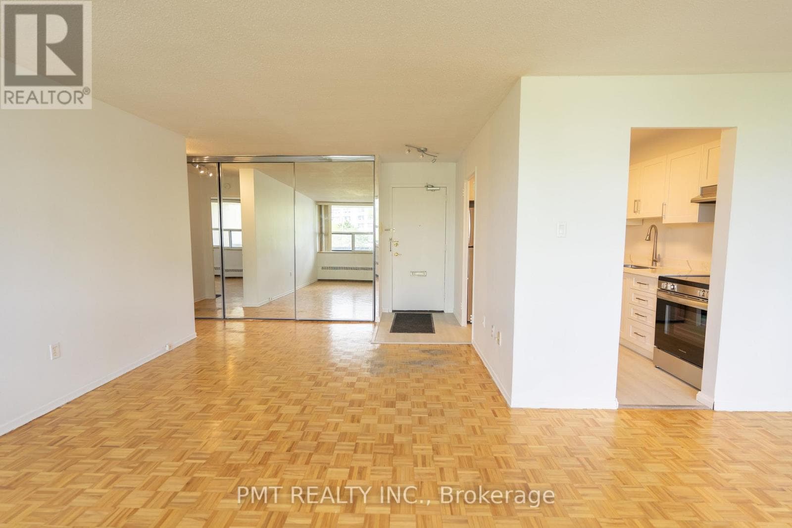 Single Family at 305- 1455 Lawrence Avenue, Toronto (Brookhaven-Amesbury), Ontario - Photo 6 - RE/MAX Garden City Realty
