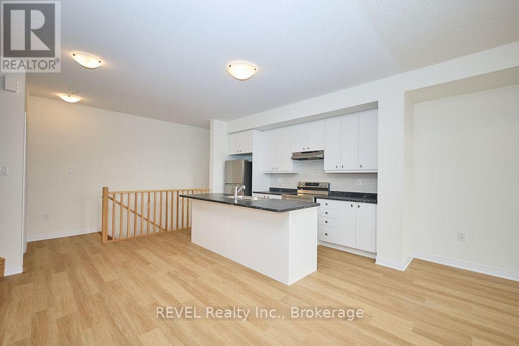 Single Family at 68 Feather Road, Welland (Dain City), Ontario - Photo 4 - RE/MAX Garden City Realty