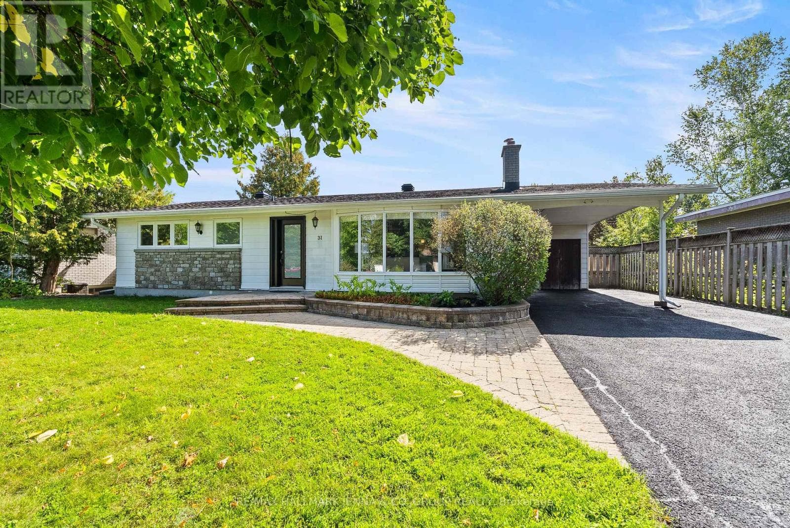 31 Whitburn Crescent