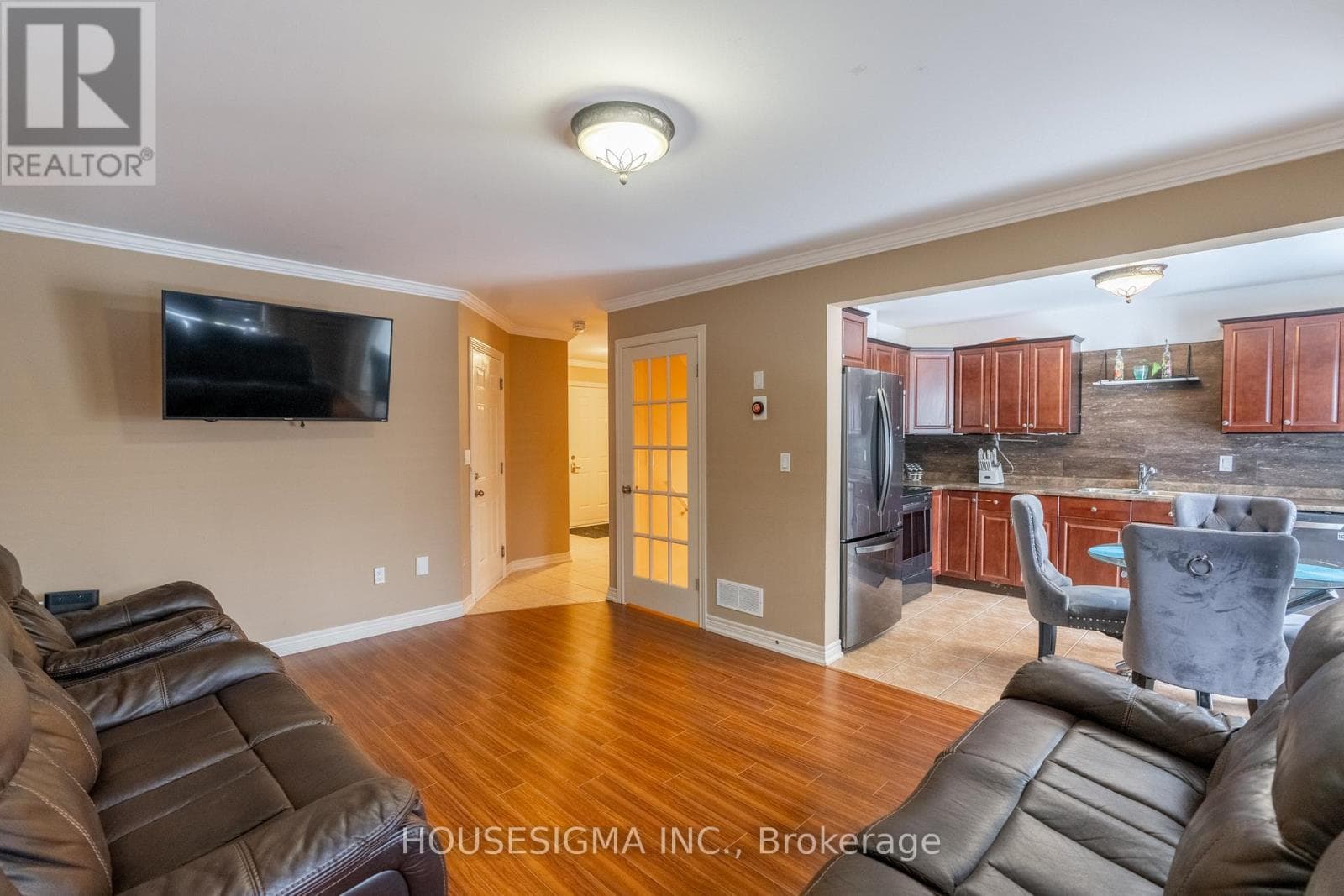 Single Family at 48 South Street, Thorold (Port Robinson), Ontario - Photo 5 - RE/MAX Garden City Realty