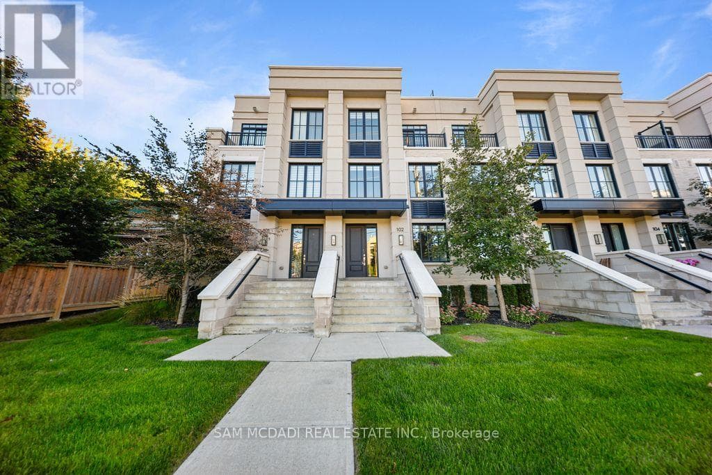 102- 1180 Cawthra Road