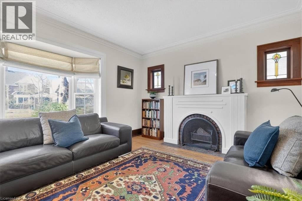 Single Family at 859 QUEEN'S Boulevard, Kitchener, Ontario - Photo 9 - RE/MAX Garden City Realty