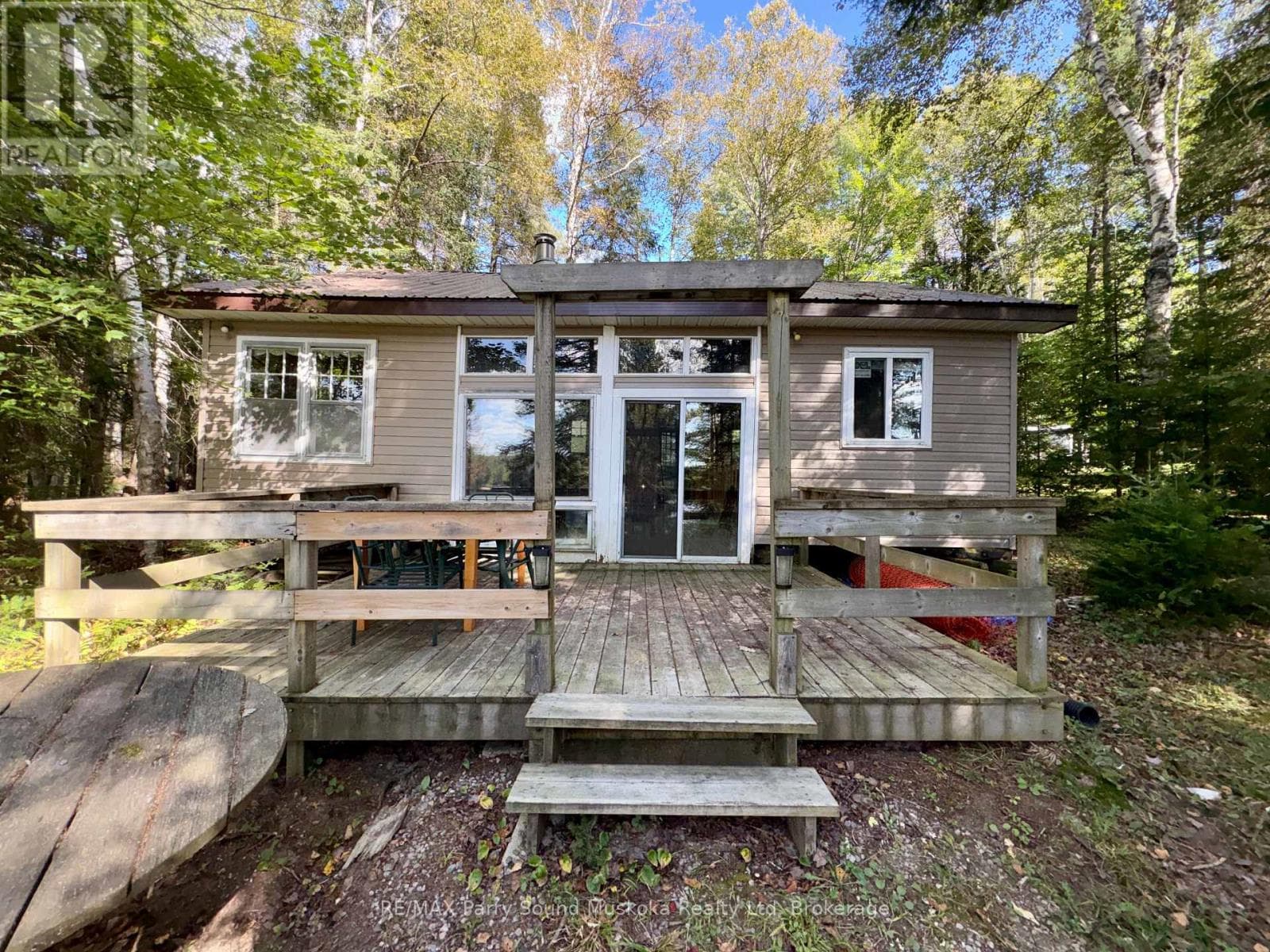 Single Family at 321 Pine Road, Magnetawan, Ontario - Photo 2 - RE/MAX Garden City Realty