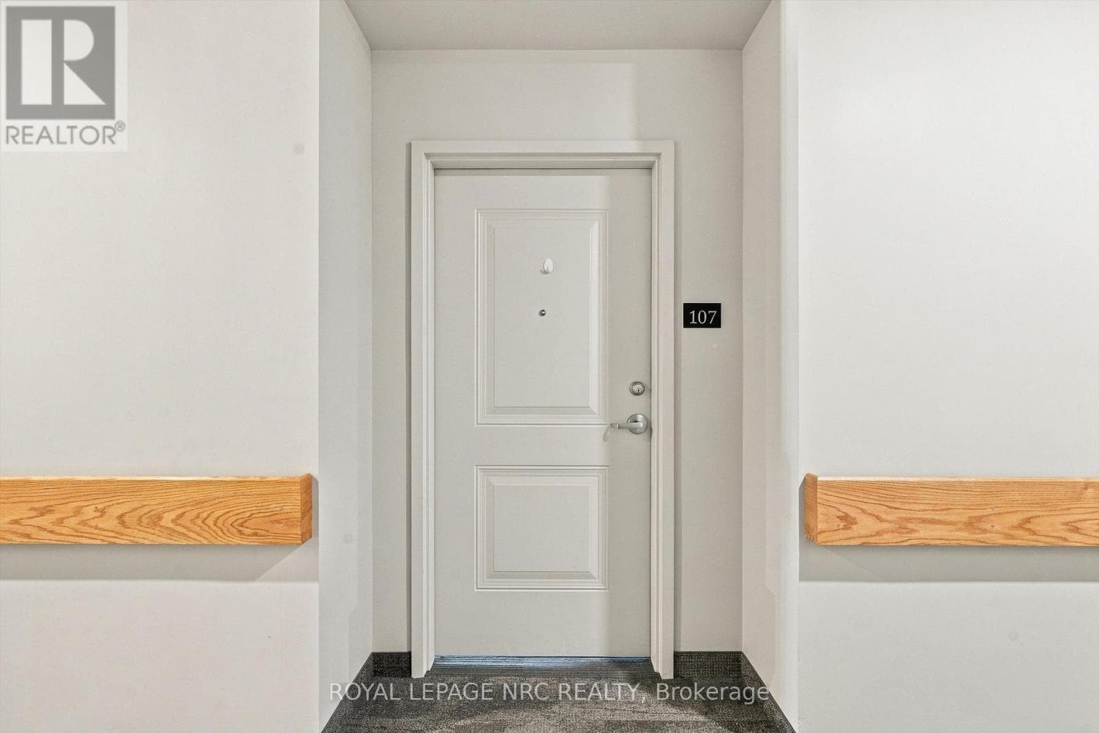 Single Family at 107- 105 Vansickle Road, St. Catharines (Rykert/Vansickle), Ontario - Photo 6 - RE/MAX Garden City Realty