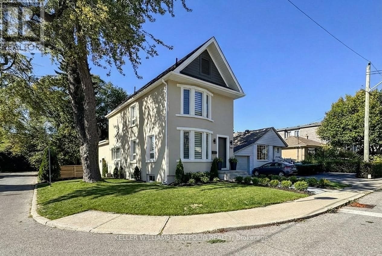 22 Pitt Avenue