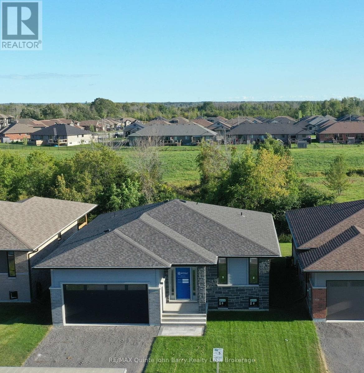 Lot 5- 10 Parkland Circle
