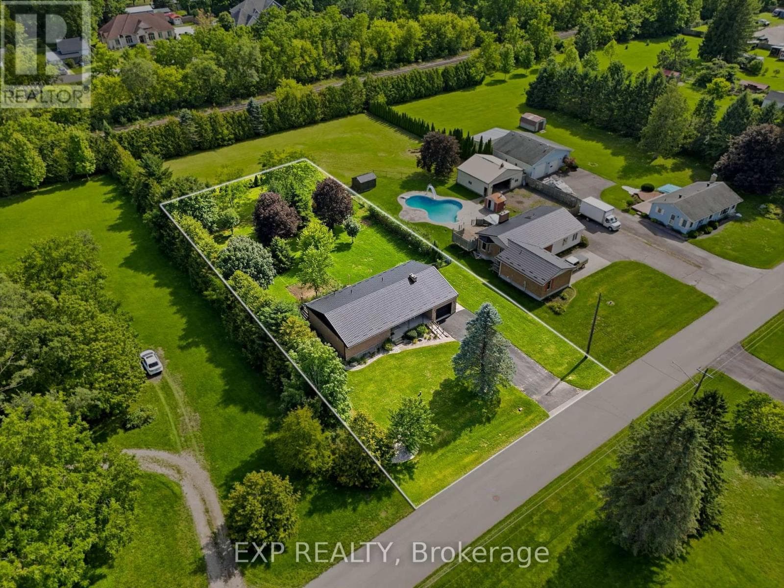 120 Huron Avenue