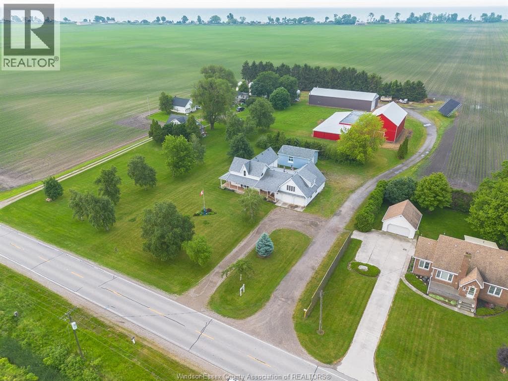 Single Family at 18332 ERIEAU Road, Chatham-Kent, Ontario - Photo 3 - RE/MAX Garden City Realty