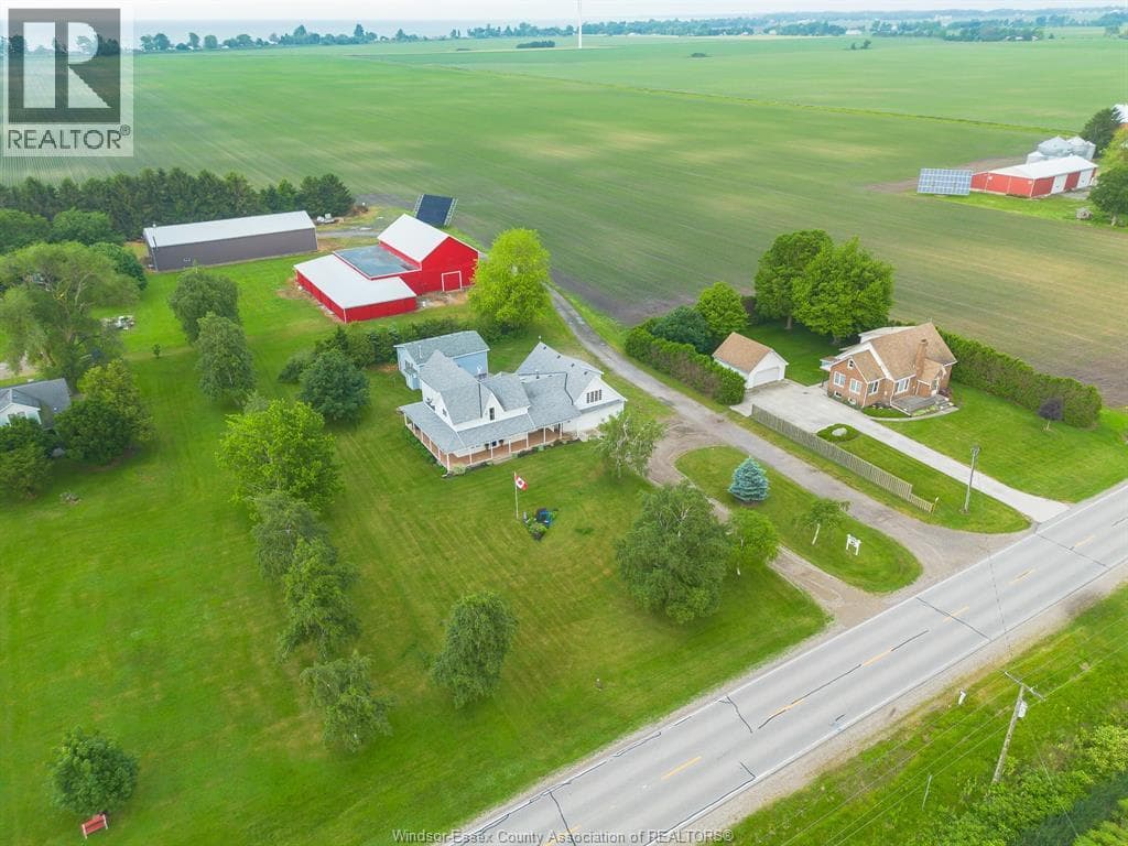 Single Family at 18332 ERIEAU Road, Chatham-Kent, Ontario - Photo 6 - RE/MAX Garden City Realty