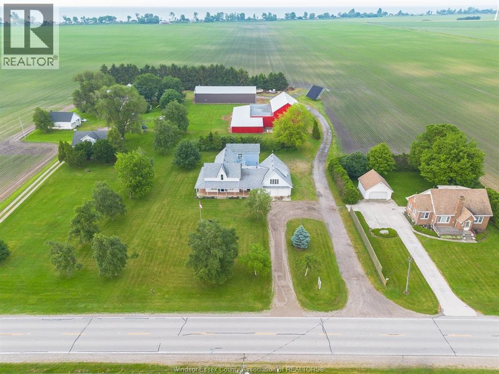 Single Family at 18332 ERIEAU Road, Chatham-Kent, Ontario - Photo 4 - RE/MAX Garden City Realty