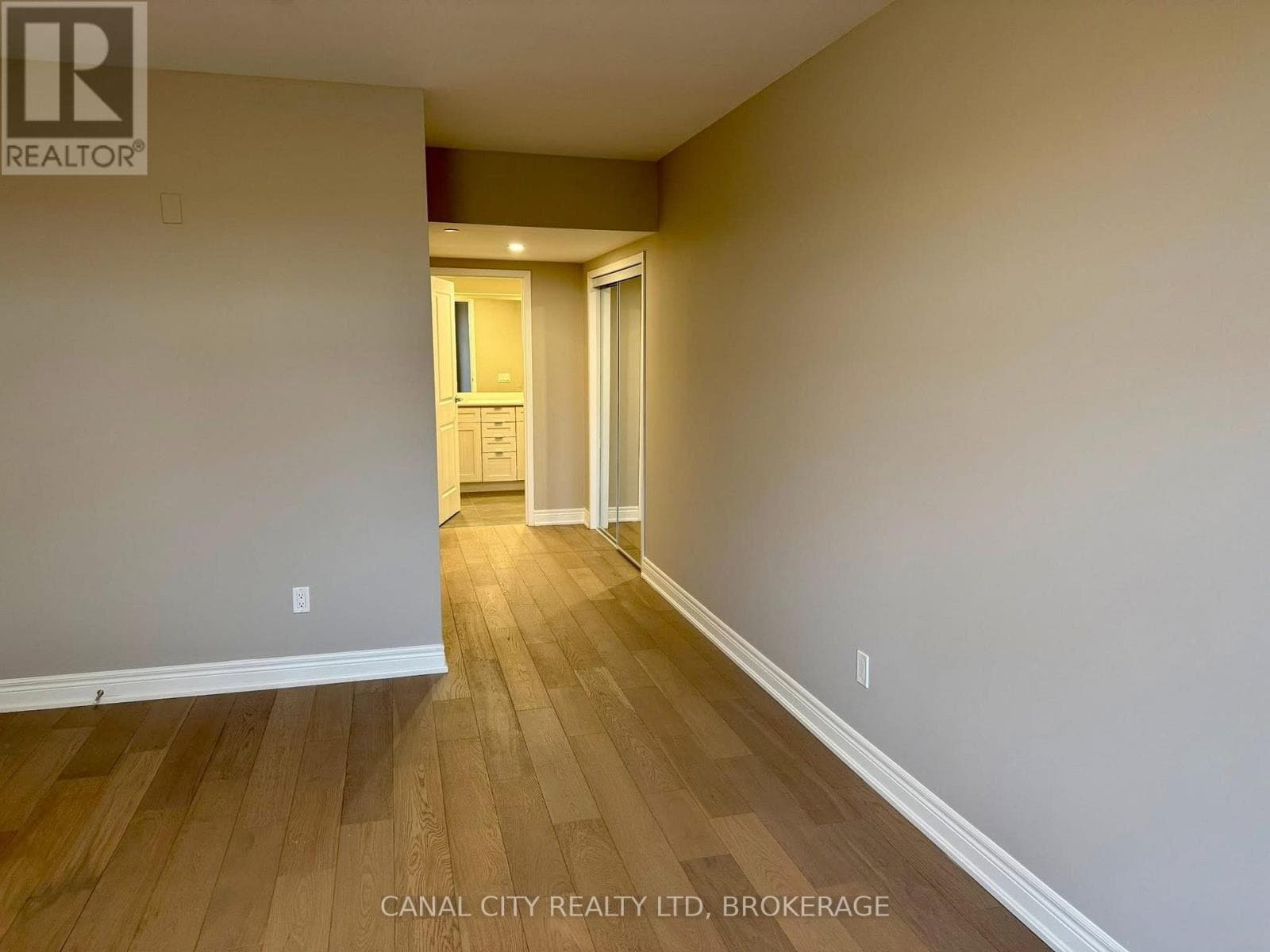 Single Family at 204- 10 Albert Street, Thorold (Thorold Downtown), Ontario - Photo 10 - RE/MAX Garden City Realty