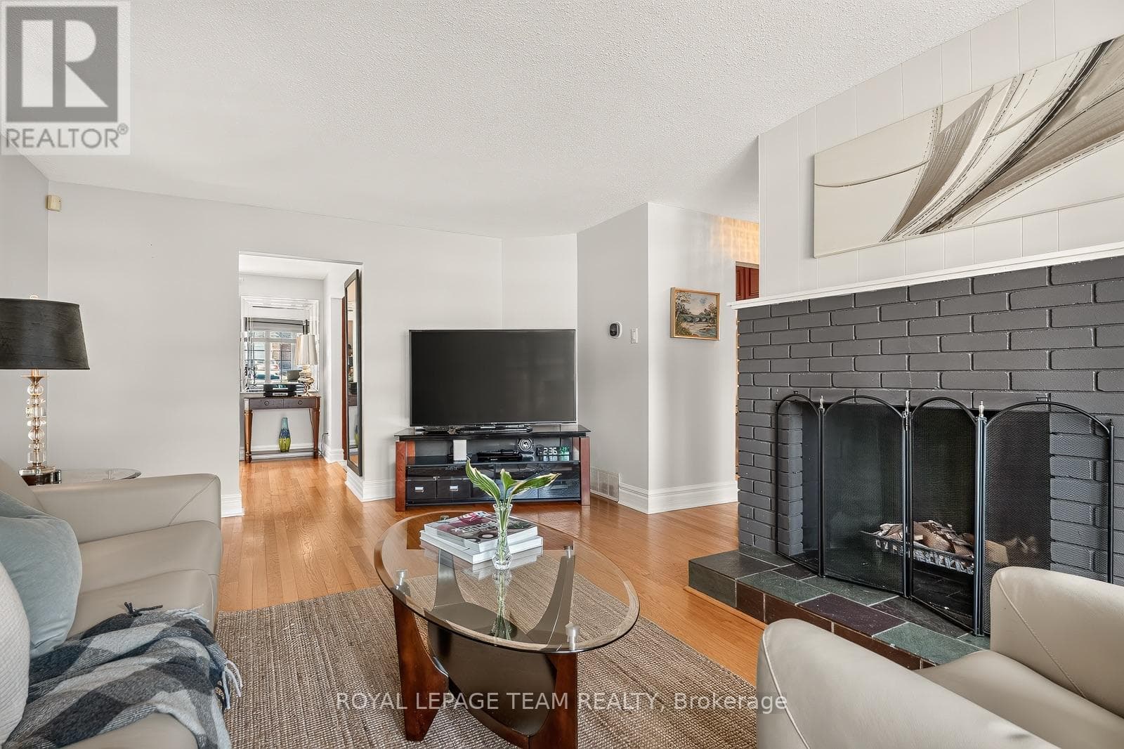 Single Family at 1840 Appleford Street, Ottawa, Ontario - Photo 7 - RE/MAX Garden City Realty