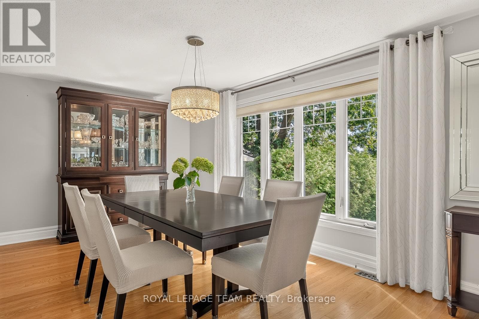 Single Family at 1840 Appleford Street, Ottawa, Ontario - Photo 9 - RE/MAX Garden City Realty