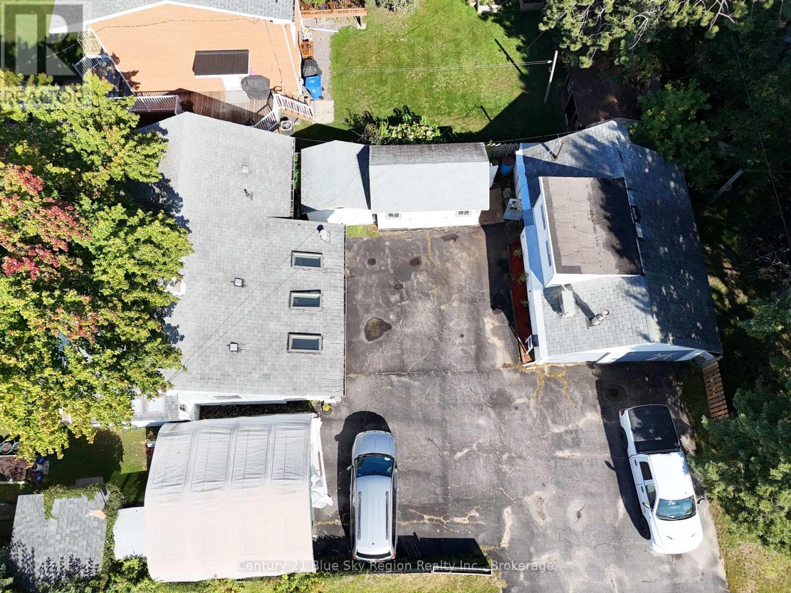 142 Lee Avenue