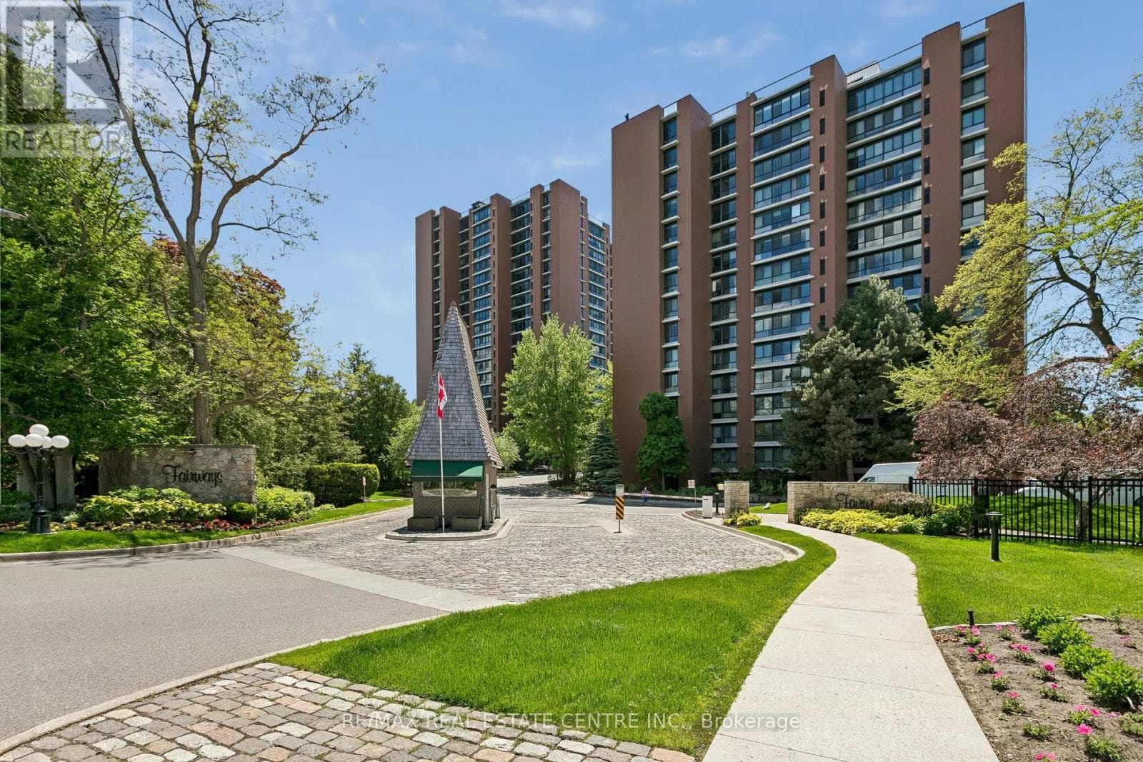 609- 1400 Dixie Road