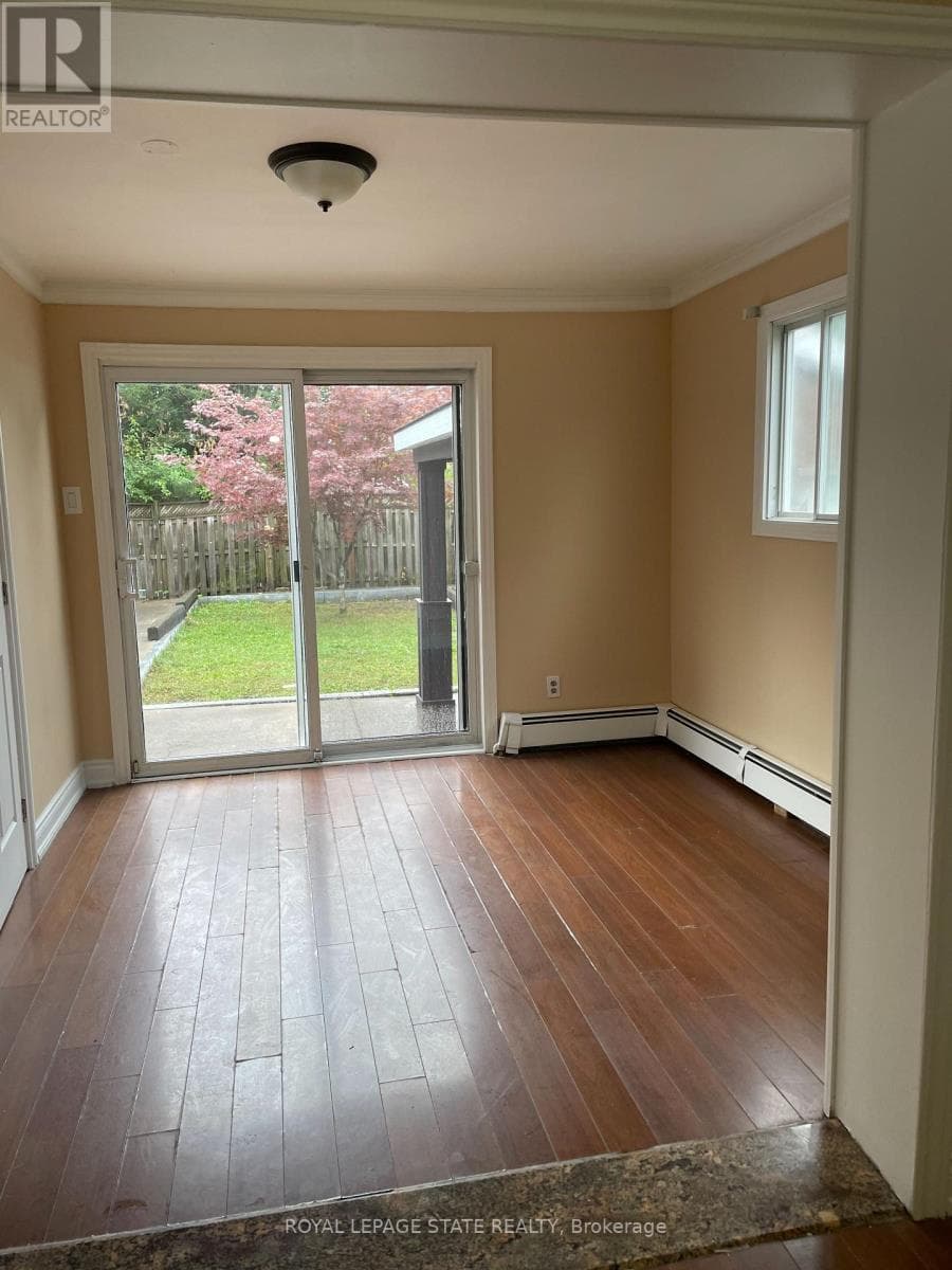 Single Family at Upper- 225 East 14th Street, Hamilton (Inch Park), Ontario - Photo 7 - RE/MAX Garden City Realty