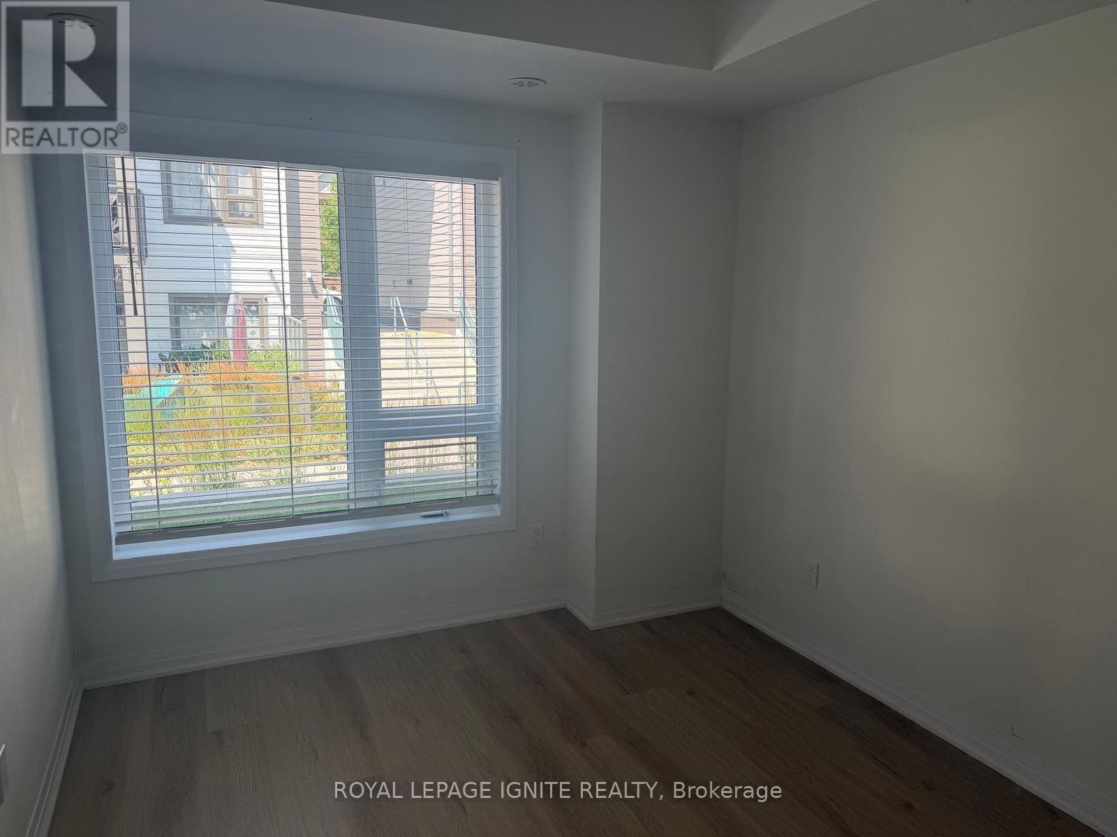 Single Family at 1013- 2635 William Jackson Drive, Pickering (Duffin Heights), Ontario - Photo 5 - RE/MAX Garden City Realty