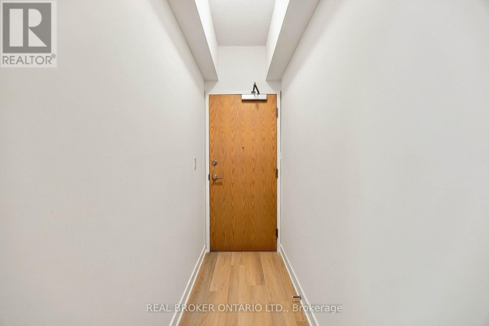 Single Family at 915- 2825 Jane Street, Toronto (Glenfield-Jane Heights), Ontario - Photo 6 - RE/MAX Garden City Realty