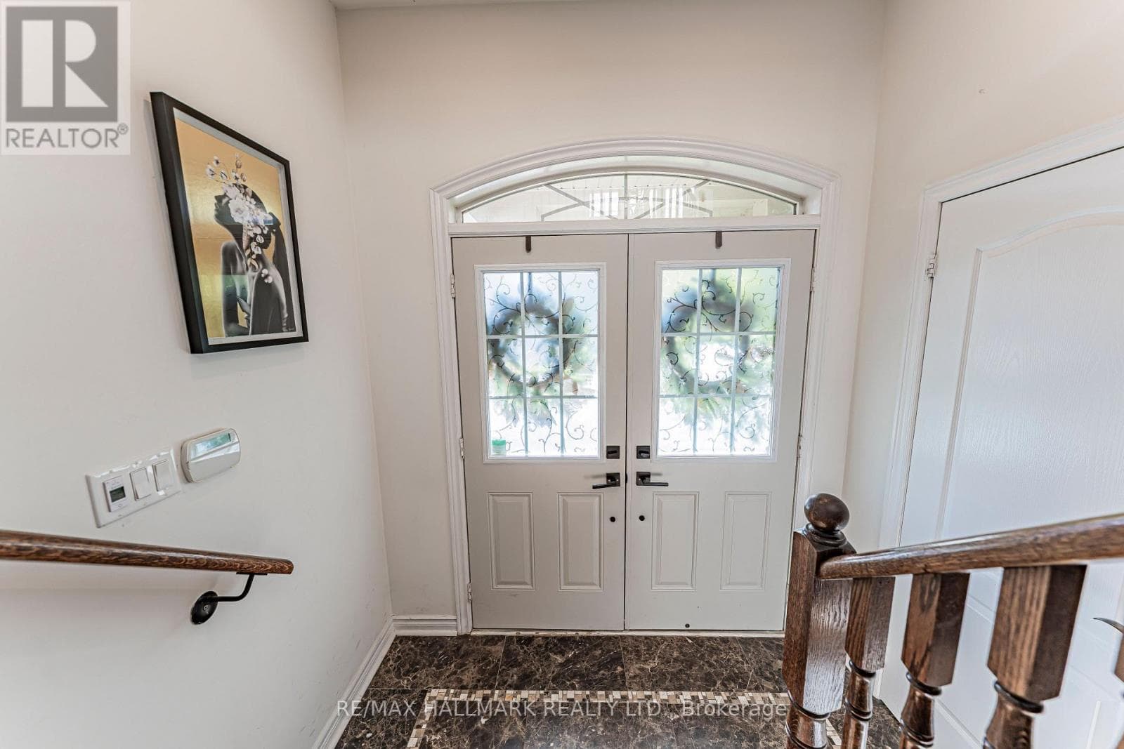 Single Family at #Main- 388 Kwapis Boulevard, Newmarket (Woodland Hill), Ontario - Photo 2 - RE/MAX Garden City Realty